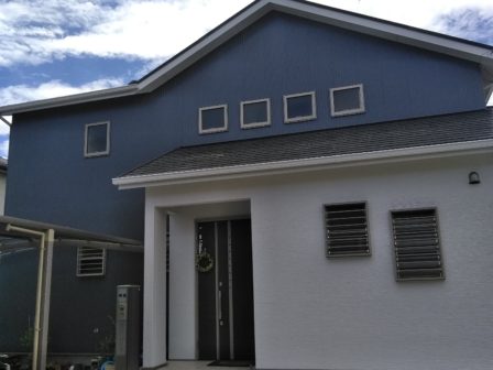 大府市K様邸屋根塗装、外壁塗装工事完了致しました。